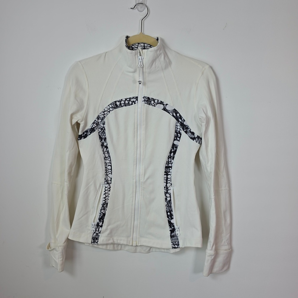 Lululemon Define Jacket White Black Lace Print Full Zip Activewear Size 8